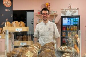 Charly Besson client MONO Boulangerie de Papa et Maman